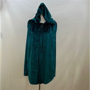 Velvet Cape Standup Collar & Hood, Kids One Size Fits All, Dark Green NWOT
